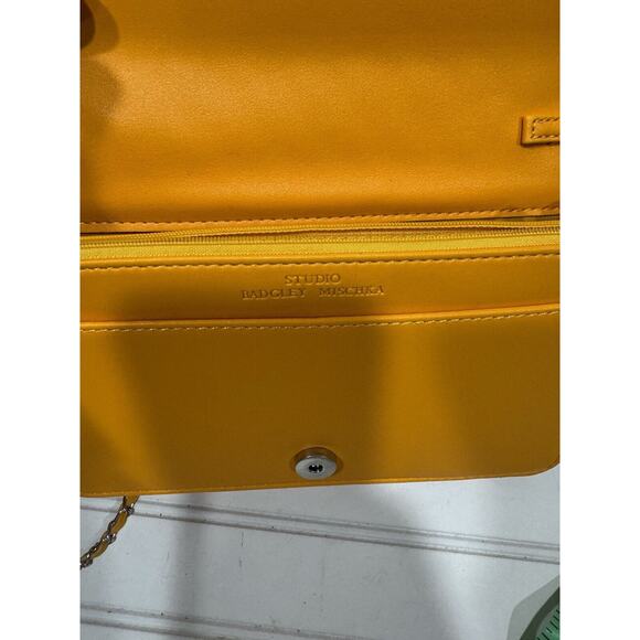 Studio Badgley Mischka Crossbody With Round Logo Vegan Leather Yellow - Picture 5 of 6